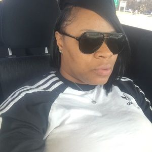 Meet your Posher, Whitney